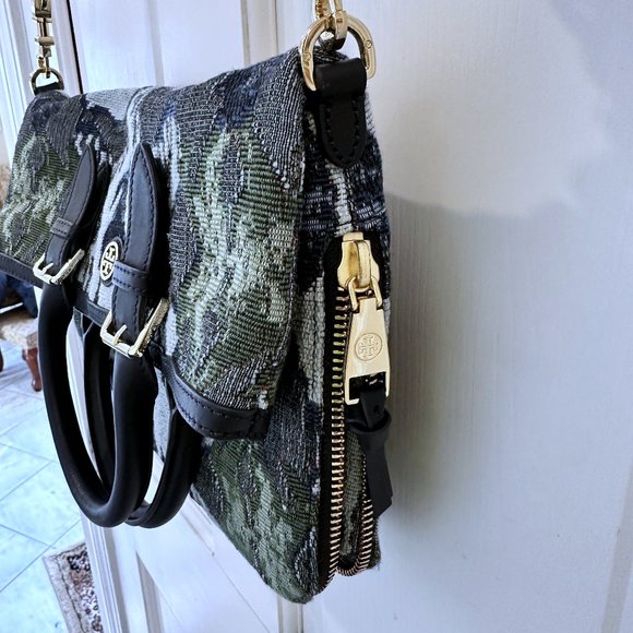 Tory Burch Finley Fold-Over Crossbody Bag - Picture 10 of 14